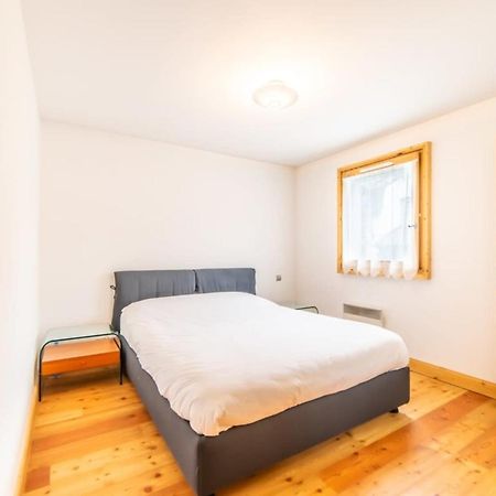 3-Bedroom Flat In The City Centre Шамони Экстерьер фото