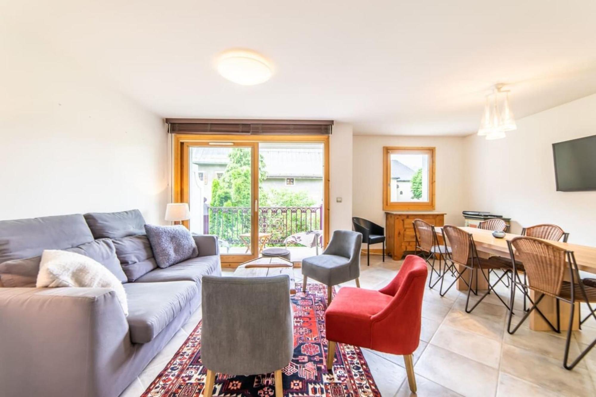 3-Bedroom Flat In The City Centre Шамони Экстерьер фото